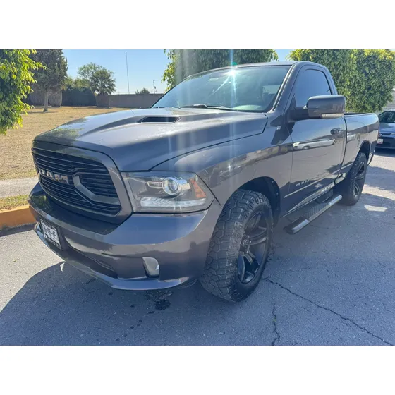 Ram Ram 2500 5.7 R/t Regular Cab 2500 4x4 At
