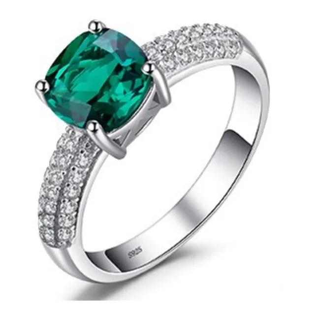 Anillo De Compromiso Esmeralda En Plata 925 Con Estuche