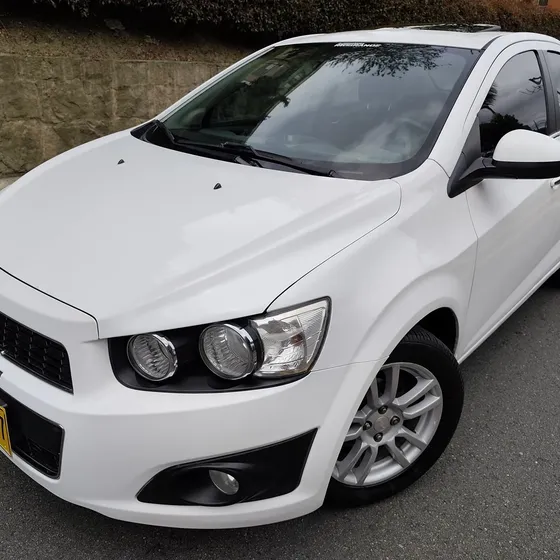 Chevrolet Sonic 2016 1.6 Lt 4 P