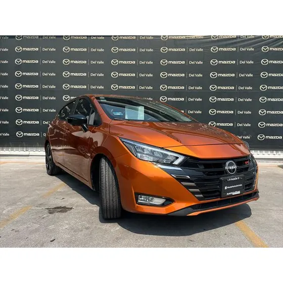 Nissan Versa 1.6 Sr At