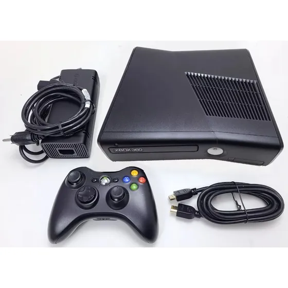 Xbox 360 Slim 