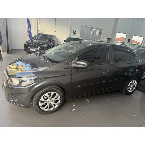 Chevrolet Onix 1.4 Mpfi Lt 8v Flex 4p Automático