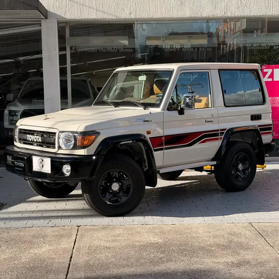 Toyota Land Cruiser 2023 Grj71l