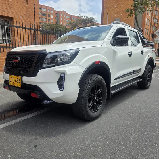 Nissan Frontier 2020 2.5l Asl Diésel