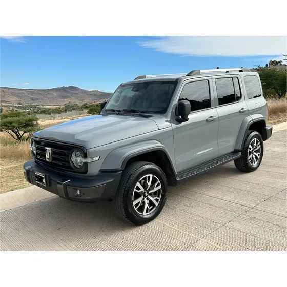 Gwm Tank 300 2.0t Gdi Luxury Awd At Hibrido