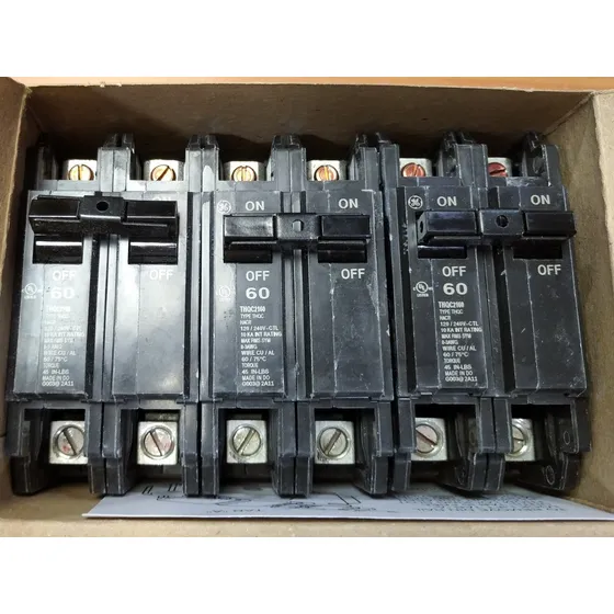 Breaker 2x60 General Electric Thqc Superficial
