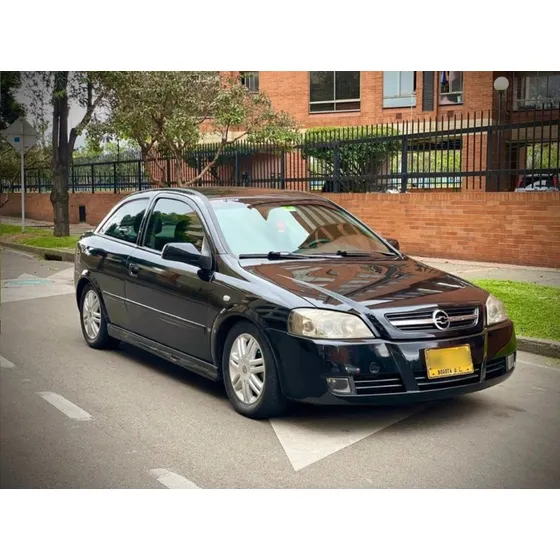 Chevrolet Astra 2.0 Dos Puertas Hatchback