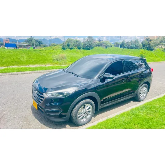 Hyundai Tucson 2.0 Gl Advance 4x2