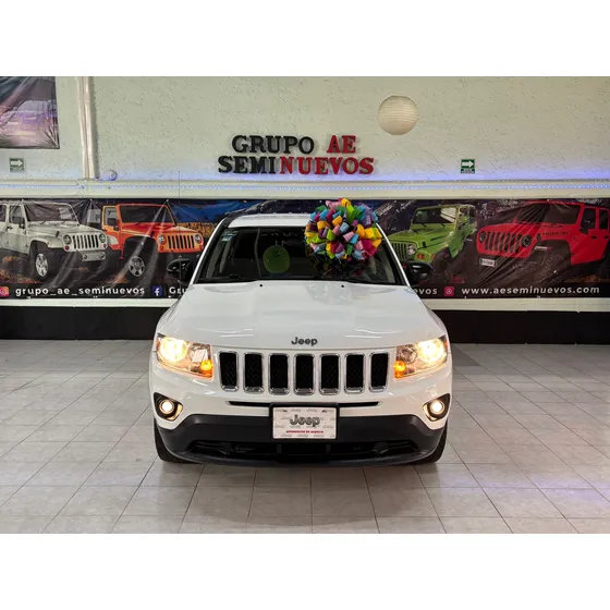 Jeep Compass 2.4 Latitude 4x2 At