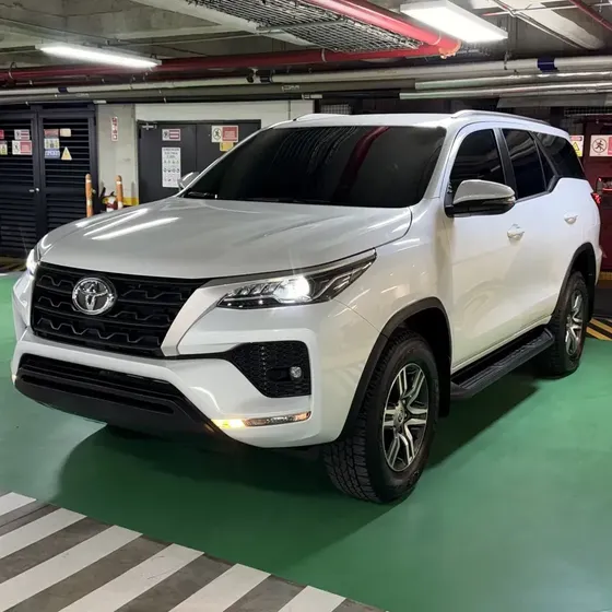 Toyota Fortuner 2026 2.8 Diesel Sr 4x2 At