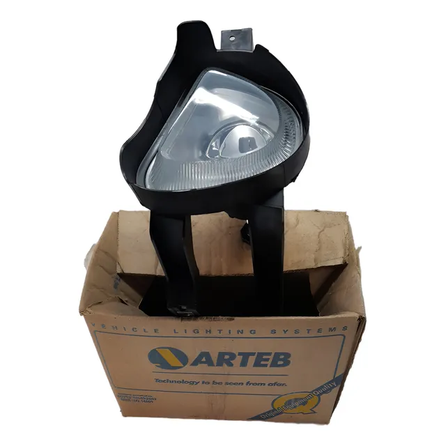 Farol Milha Auxiliar Corsa 00/02 Classic 00/10 L Esq Arteb