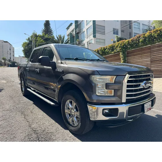 Ford Lobo 3.5 Lariat Cabina Doble 4x4 Mt