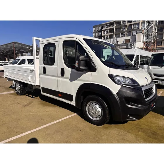 Peugeot Boxer Doble Cabina