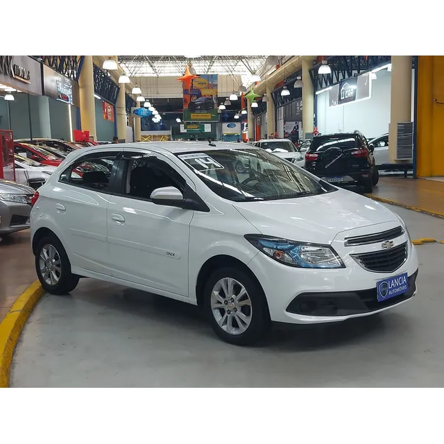 Chevrolet Onix 1.0 Mpfi Lollapalooza 8v