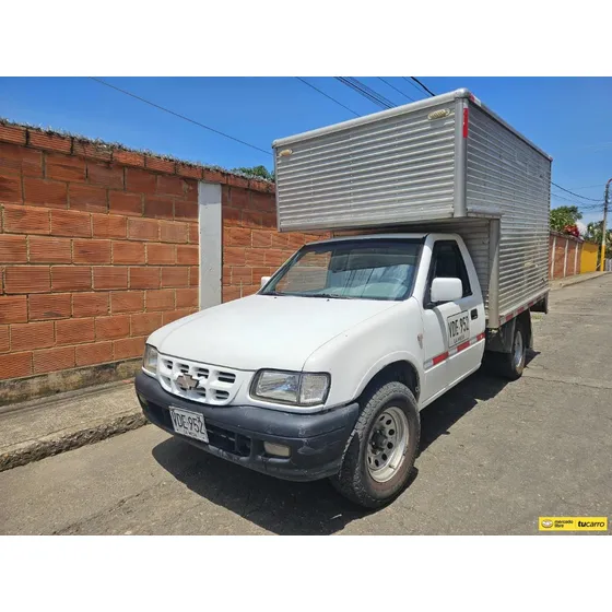 Chevrolet Luv Tfr 4x2 2500cc Mt
