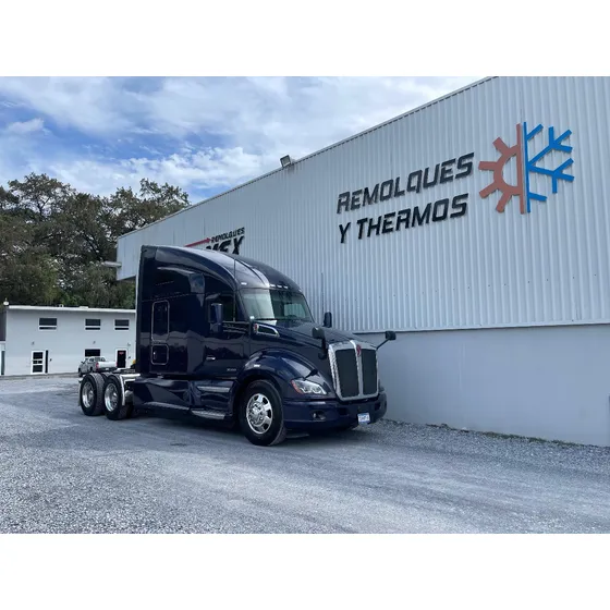 Tractocamion Kenworth T680 76 