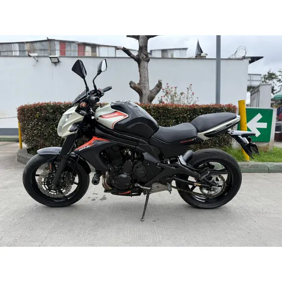 Kawasaki Er6n 650 2016