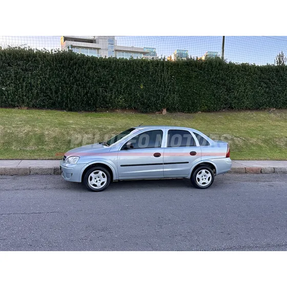 Chevrolet Corsa 1.8 Gl Aa+da