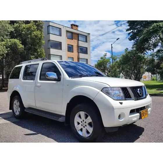 Nissan Pathfinder 4.0 R51 Atm 4x4 Con 7 Puestos Full Equipo
