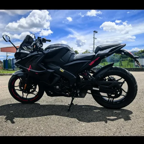 Pulsar Rs 200