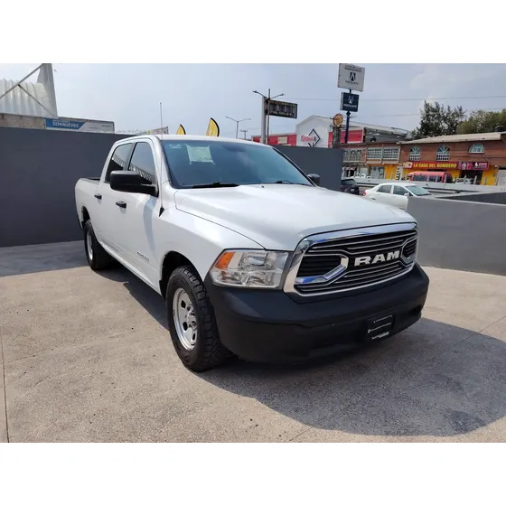 Ram 1500 3.6 V6 Crew Cab Slt At