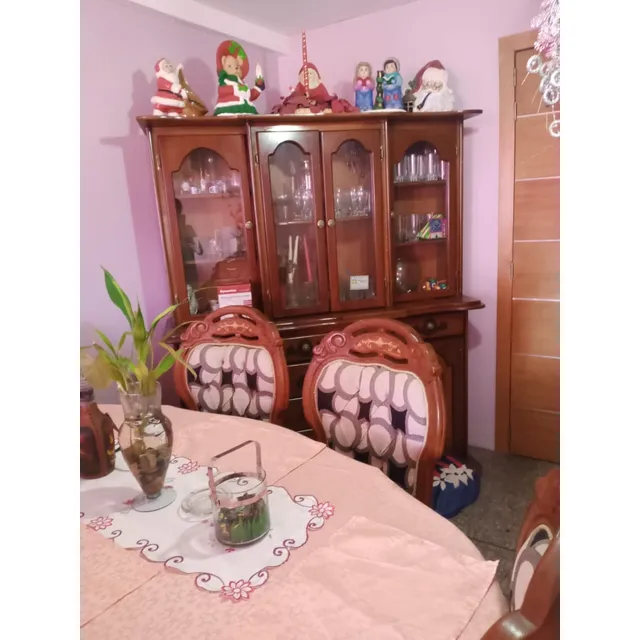Juego De Sala Y Comedor Completo. Usado. Oferta.
