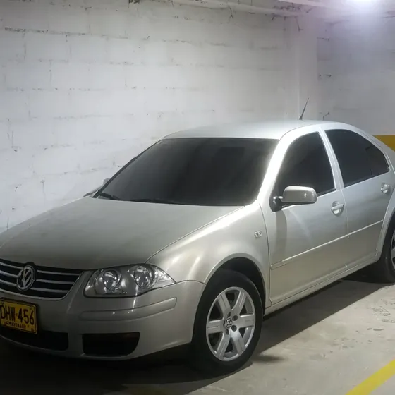 Volkswagen Jetta V 2011 2.0 Trendline