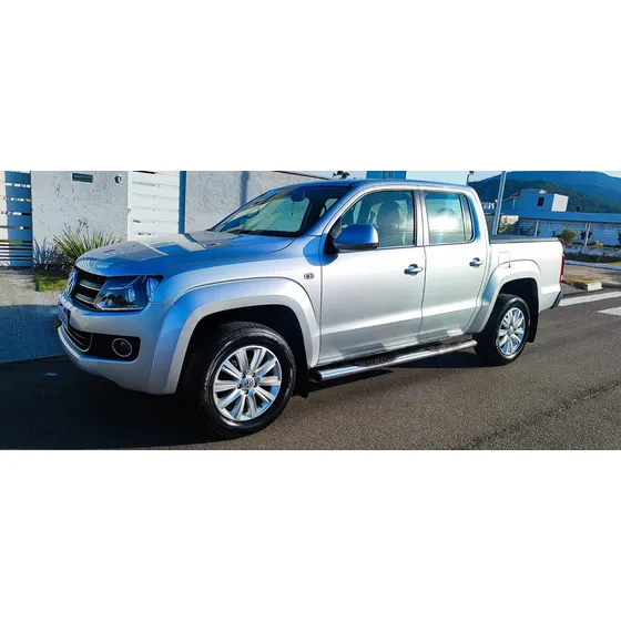 Volkswagen Amarok 2.0 Highline Cab. Dupla 4x4 4p Automática