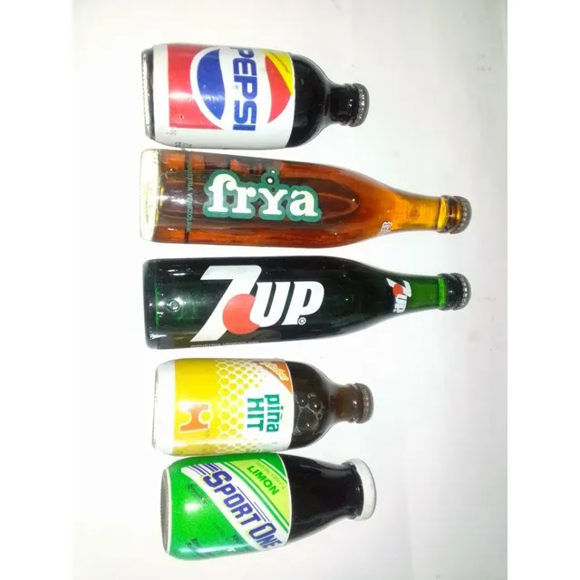 Botellas (5) De Vidrio De Refrescos Variados De Colección.