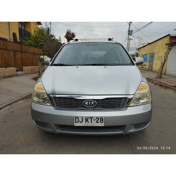 Kia Carnival Lx