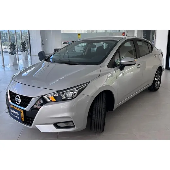 Nissan Versa Advance
