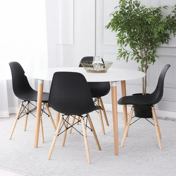 Juego de comedor Unican Unican Eames color sillas negras con 4 sillas diseño polipropileno mesa de 90cm de largo máximo x 90cm de ancho x 75cm de alto