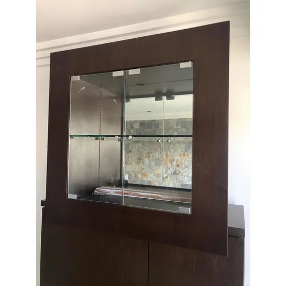 Vitrina Y Seibo De Madera Y Vidrio Wengue Usados