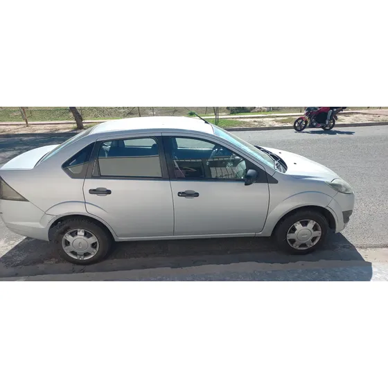 Ford Fiesta Max 1.6 Max Amb Plus