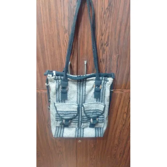 Bolso Para Damas En Tela 34 X 34.usado