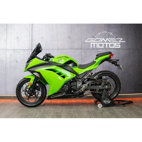 Kawasaki Ninja 300 2015