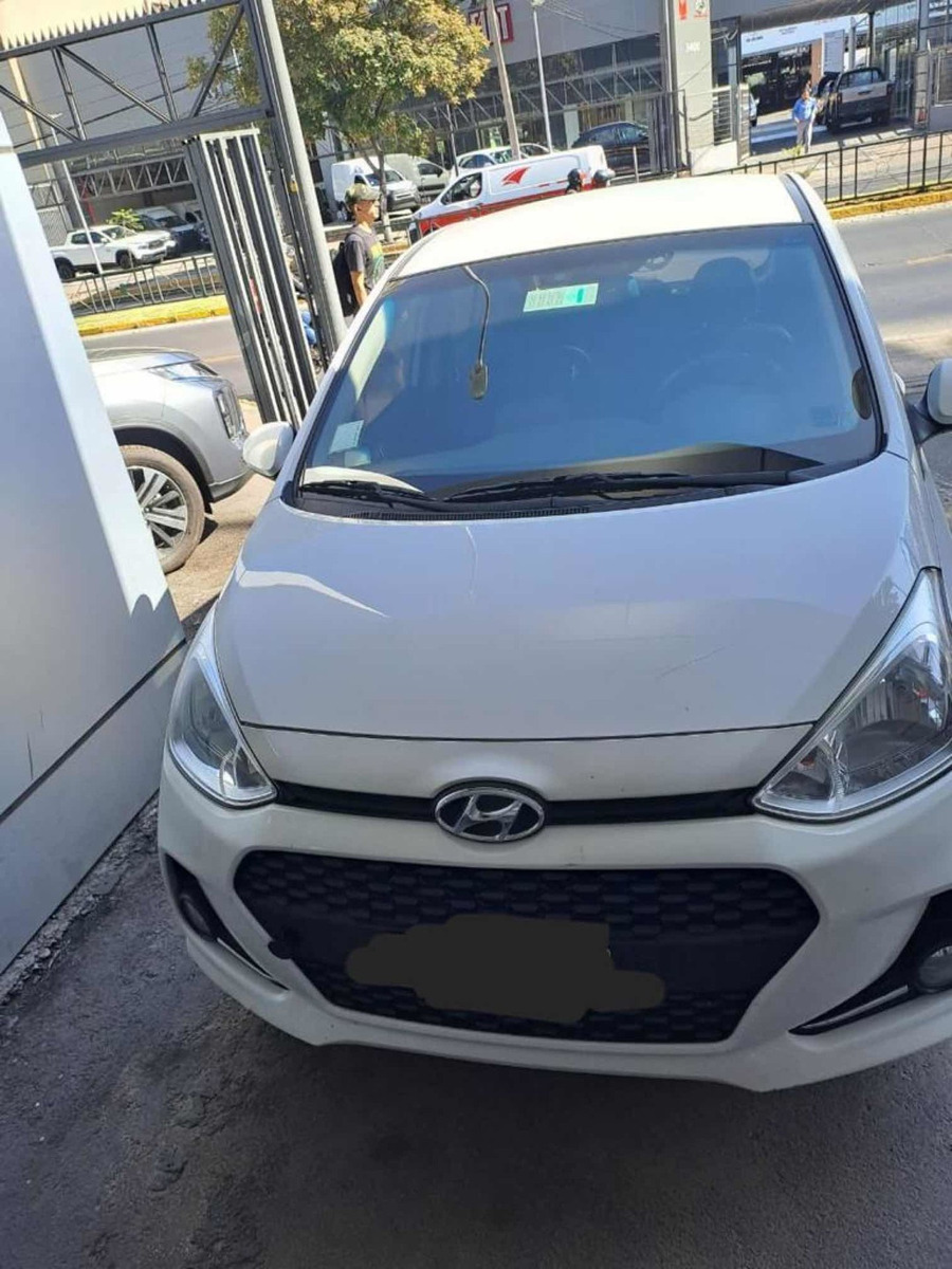 Hyundai Grand I10 Full