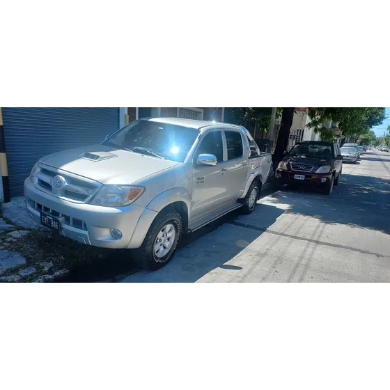 Toyota Hilux 3.0 D/cab 4x4 Srv