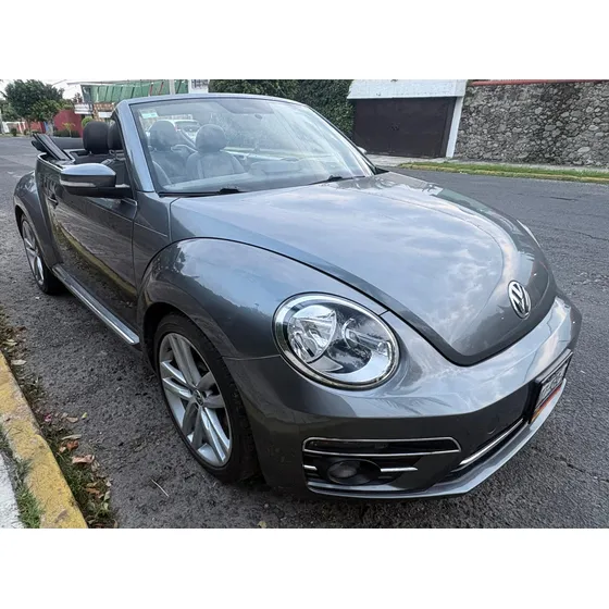 Volkswagen Beetle Turbo Convertible