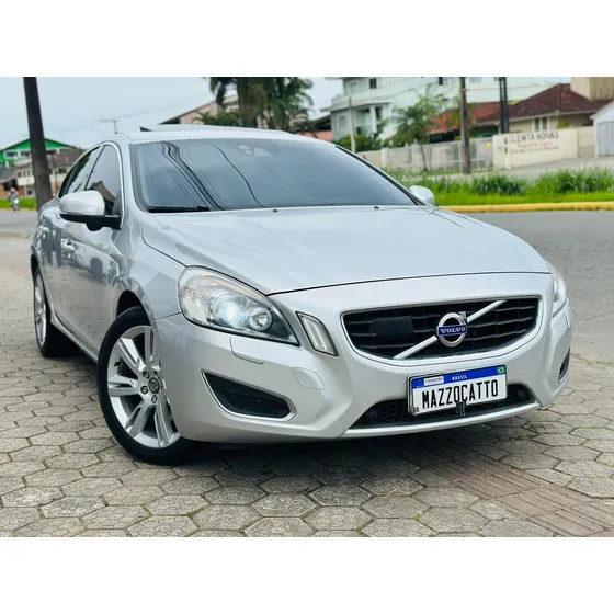 Volvo S60 3.0 T6 4p