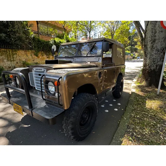 Land Rover Santana 88'
