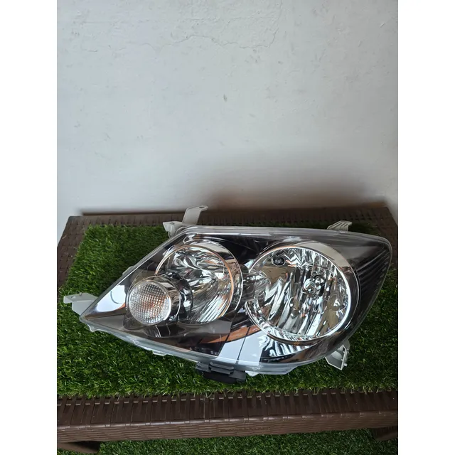 Faro Izquierdo Fortuner 06-09 Original Toyota