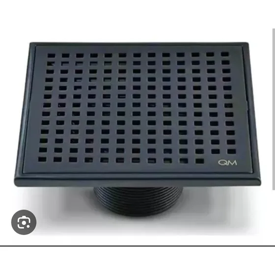 Qm Centro Piso- Rejilla 15x15 Negra Perforada Baño