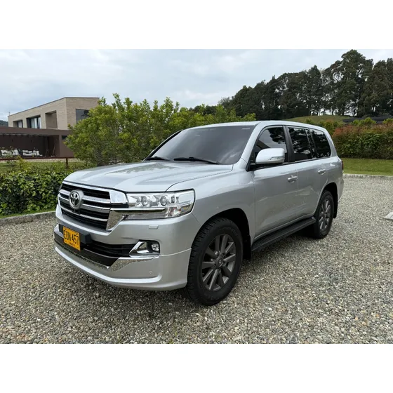 Toyota Land Cruiser 4.5 Imperial Fl Lc200 Diésel