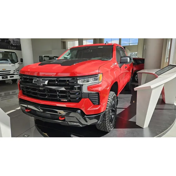 Chevrolet Silverado 5.3 Z71 4x4 At