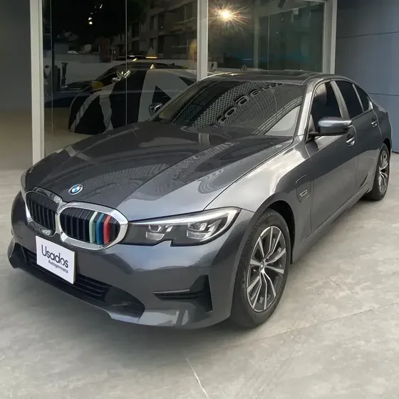 BMW Serie 3 2022 330e