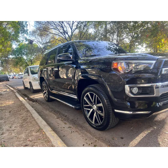 Toyota 4runner Americana