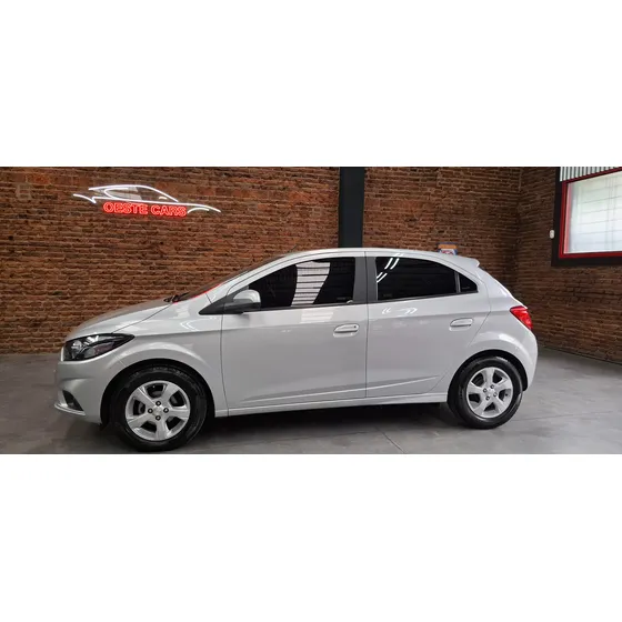 Chevrolet Onix 1.4 Lt 98cv