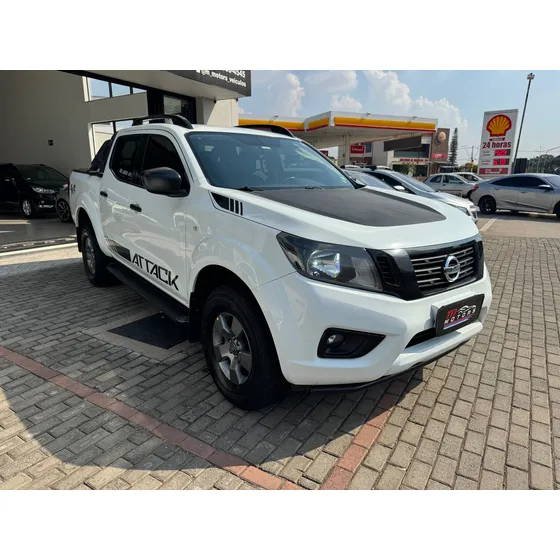 Nissan Frontier 2.3 Attack Cab. Dupla 4x4 Aut. 4p