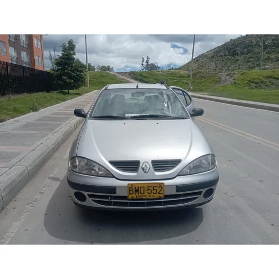 Renault Logan 1.4 Familiar